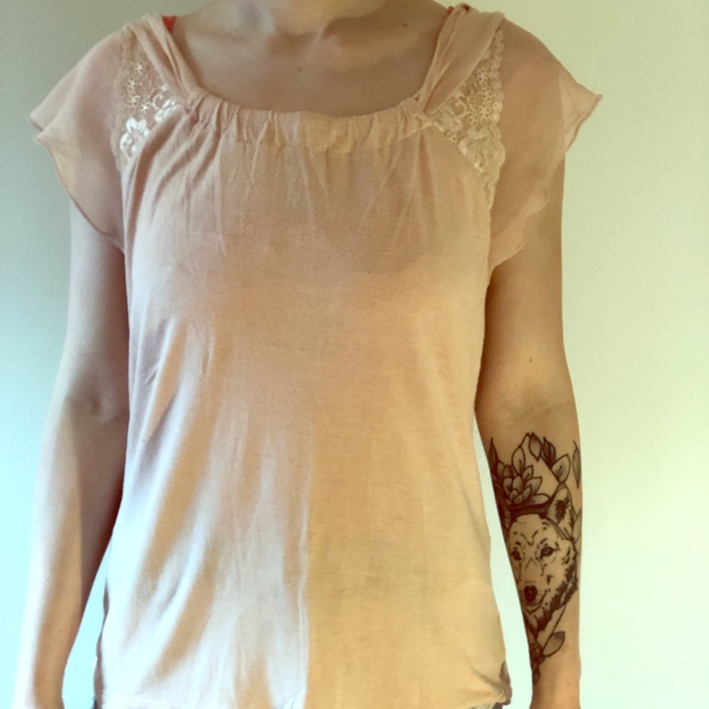 Detailed lace sleeve Blouse